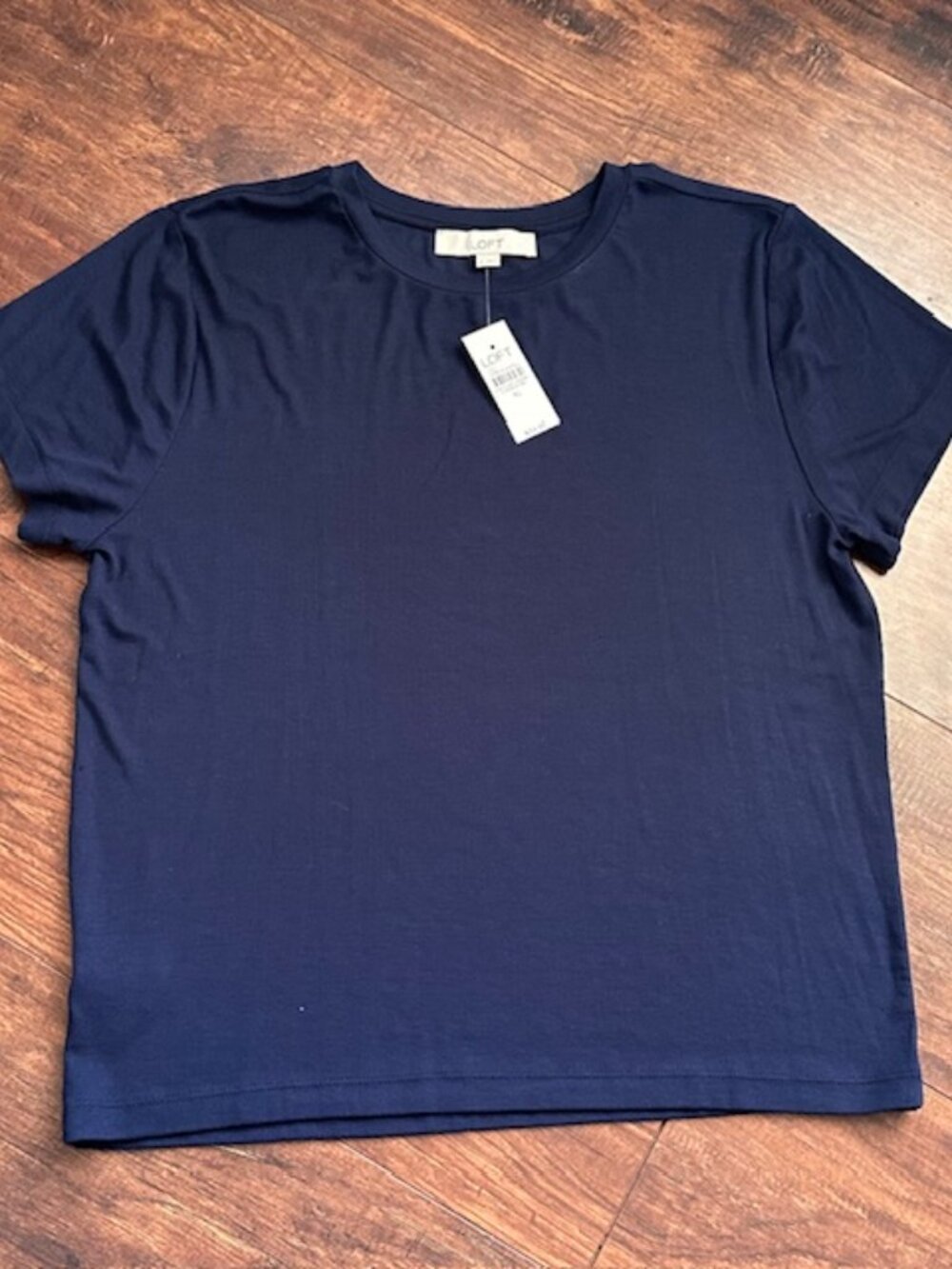 Loft NWT Navy Blue Short Sleeve Everyday Tee - Size XL - Picture 3 of 9